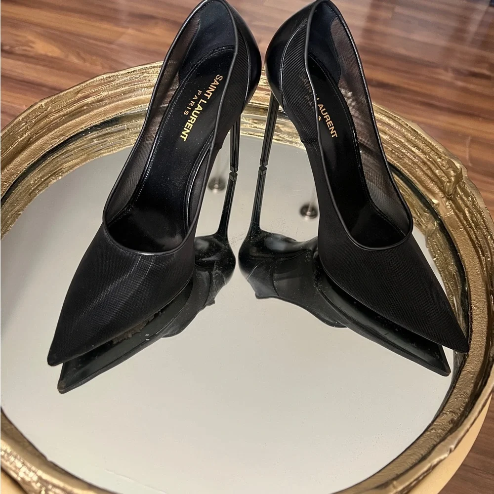 Saint Laurent Elegant Black Stiletto Heels - Picture 3 of 12